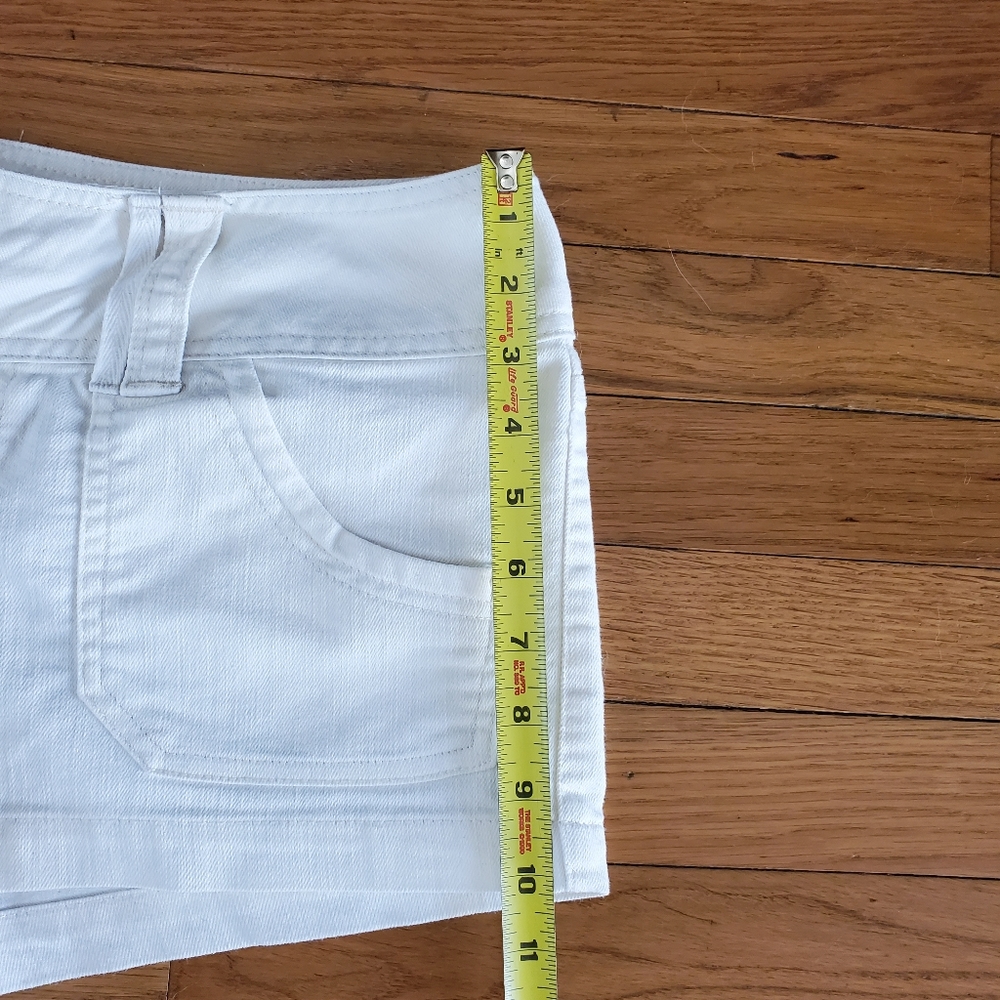 White Stretch Denim Shorts *Flaw* - Picture 6 of 10